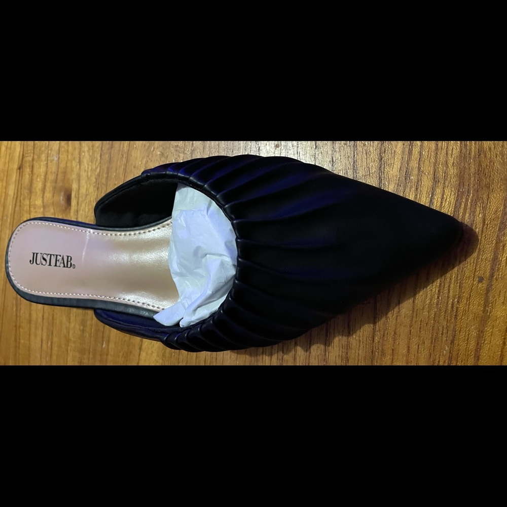 Just Fab Black Slip on Shoes Size 9 1/2 New